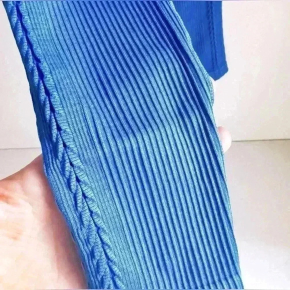 FREE 🆕Offline Hi Rise Nylon Leggings - Picture 3 of 13